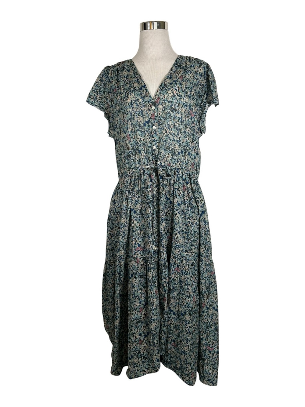 Trovata Blue Floral V-Neck Button-Front Midi Dress with Tie Waist